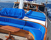 the inviting foredeck