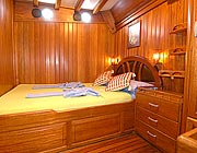 doublebed_cabin